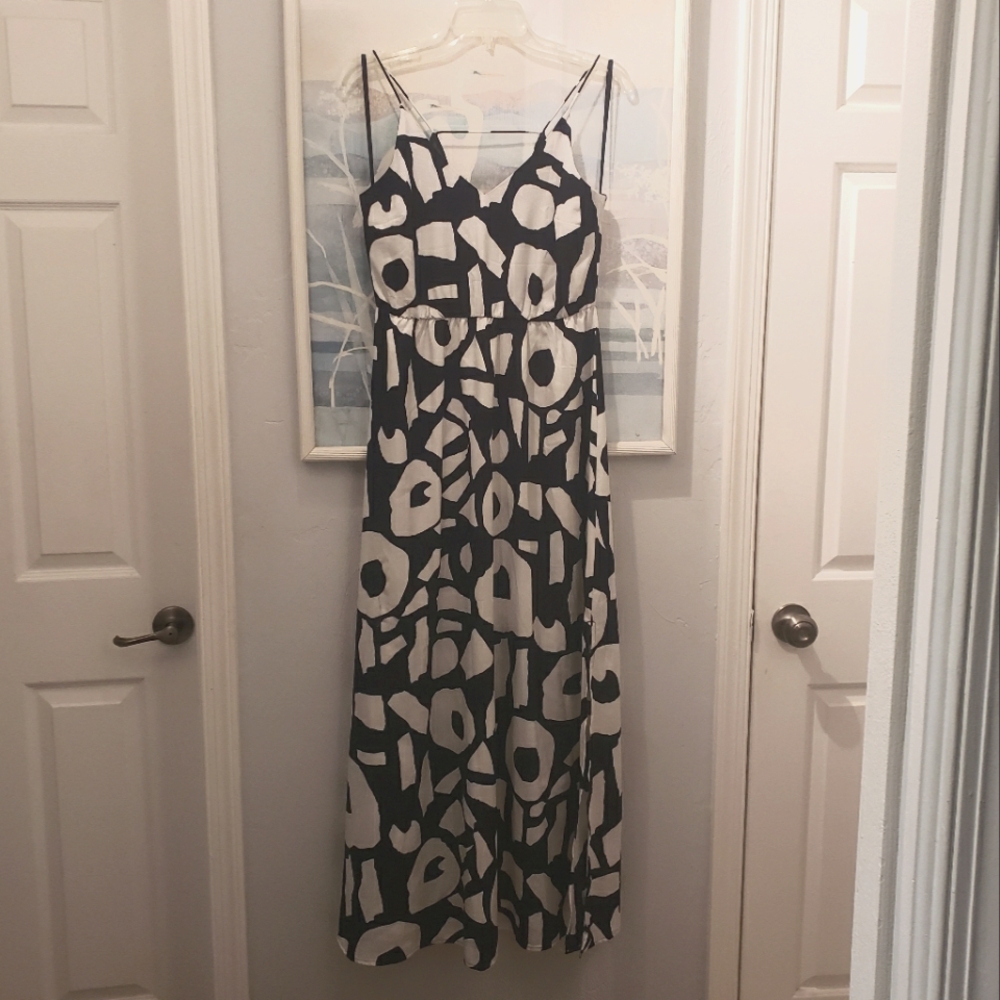 Ann Taylor Loft Maxi Dress Size 2 Black White Abstract Print Spaghetti Strap